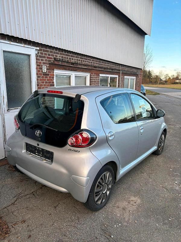 Gebraucht 2009 Toyota Aygo Kleinwagen | 3.500 € (Fairer Preis) - Bild 1/4
