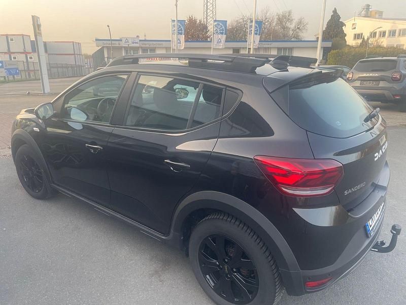 Gebraucht Dacia Sandero Expression 91 PS (66 kW) 2024 Schwarz Kleinwagen