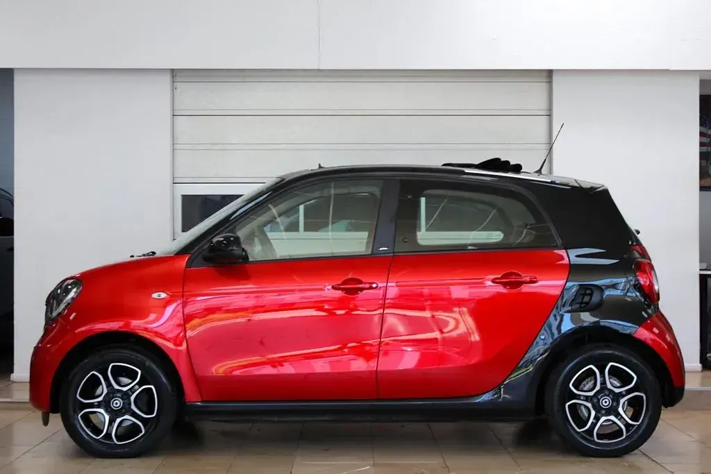 Gebraucht Smart ForFour Prime 90 PS (66 kW) 2019 Rot Kleinwagen
