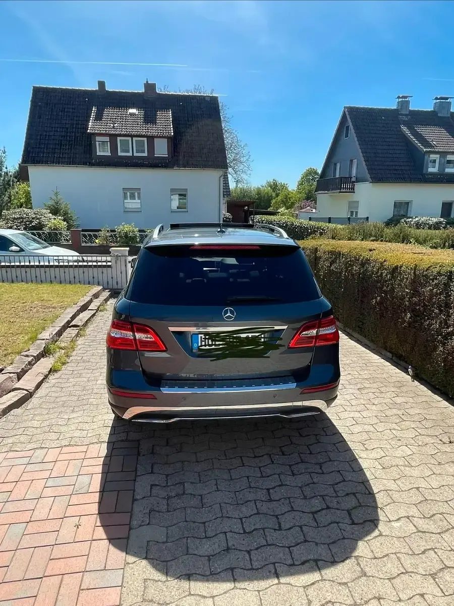Gebraucht Mercedes ML350 258 PS (189 kW) 2014 Grau SUV
