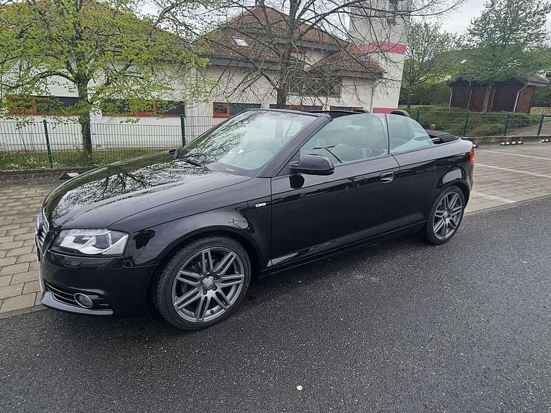 Schwarz Gebraucht 2011 Audi A3 Cabriolet S-Line Cabrio | 10.600 € (Fairer Preis) - Bild 1/4