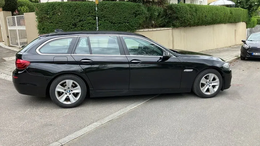 Używany BMW 520 190 KM (139 kW) 2016 Czarny Kombi