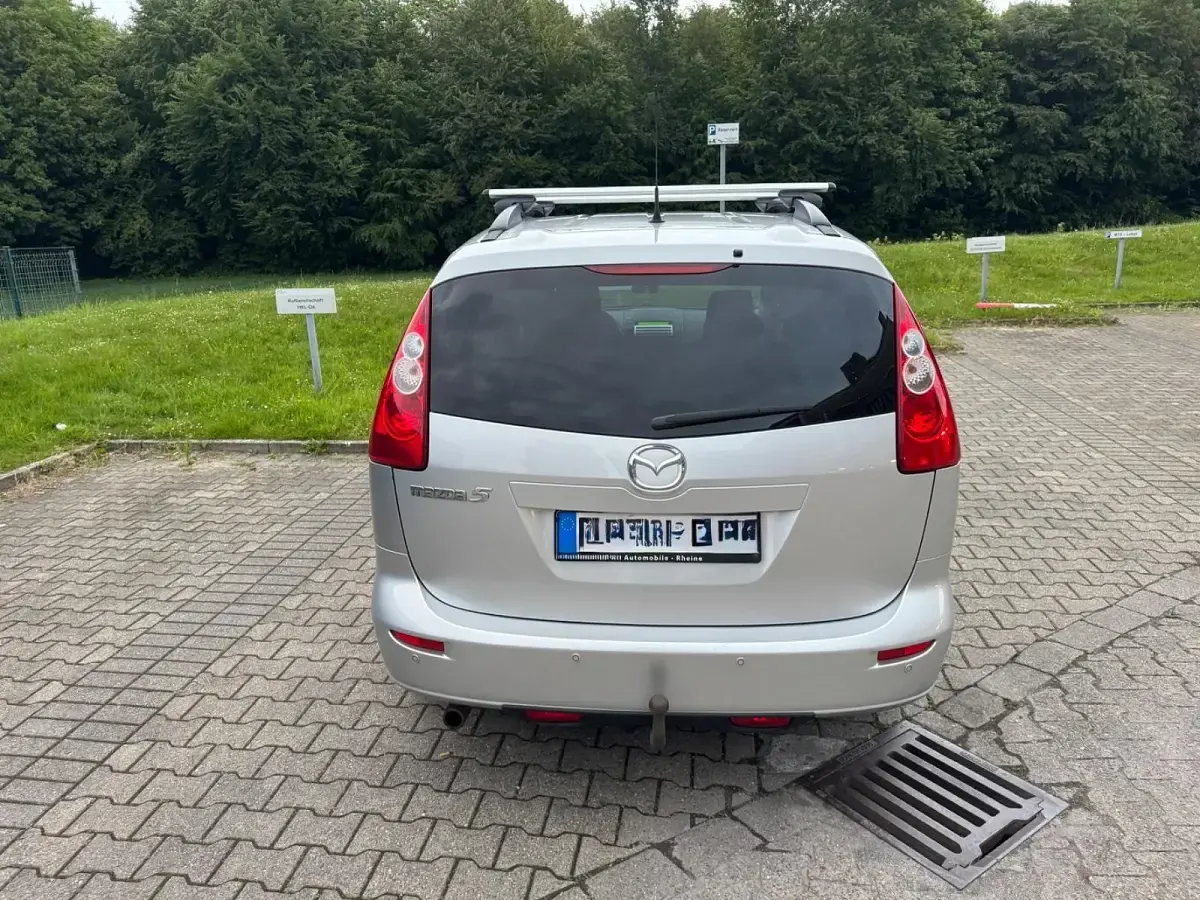 Gebraucht Mazda 5 116 PS (85 kW) 2006 Silber Van / Kleinbus