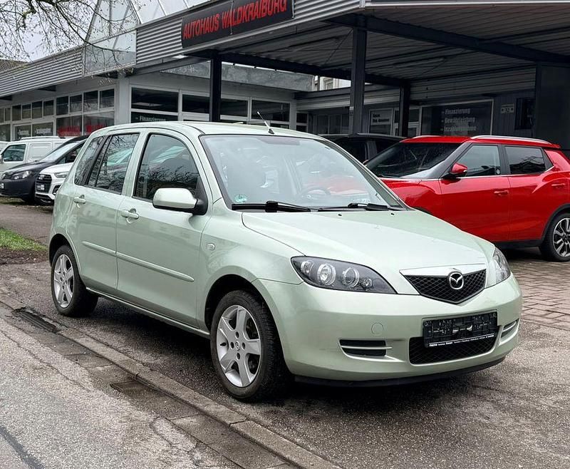 Second-hand Mazda 2 Active 80 CP (58 kW) 2007 Verde Hatchback