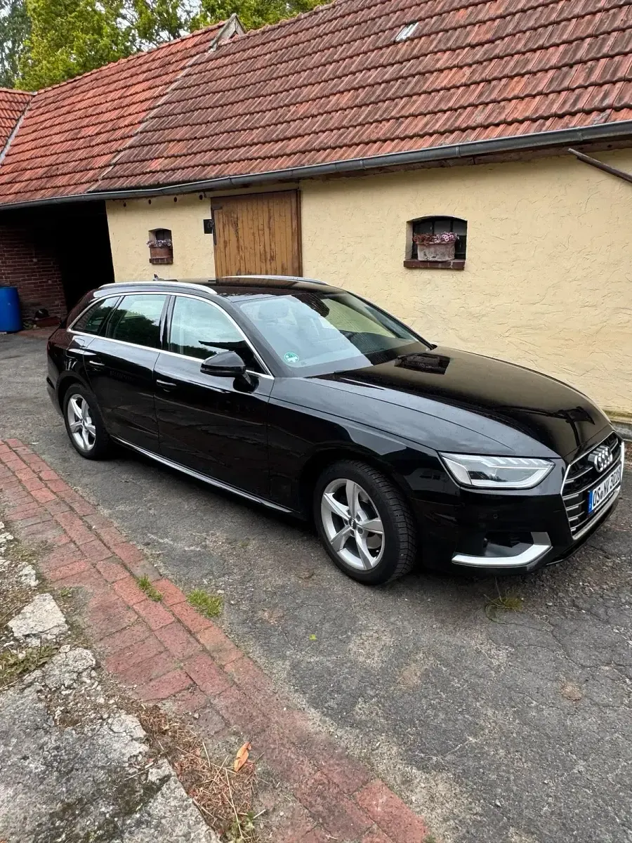 Usata Audi A4 190 CV (139 kW) 2019 Nero Station wagon