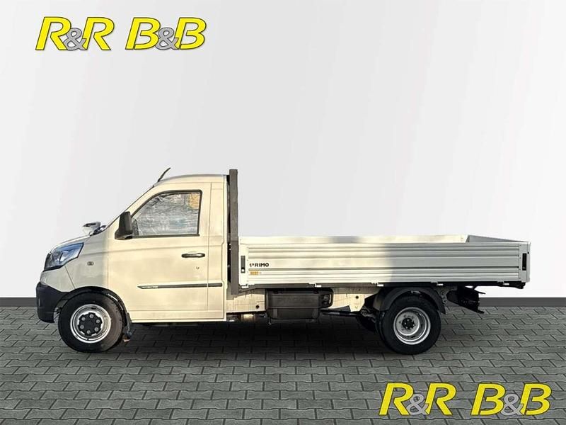 Neu Piaggio Porter 106 PS (77 kW) 2025 Weiss Van / Kleinbus