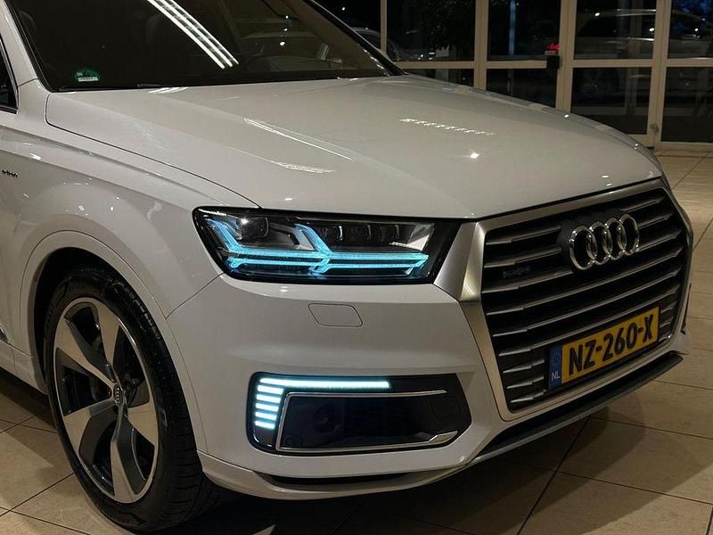 Gebraucht Audi Q7 S-Line 258 PS (189 kW) 2016 Weiß SUV
