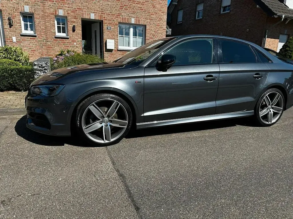 Gebraucht Audi A3 S-Line 179 PS (131 kW) 2016 Limousine