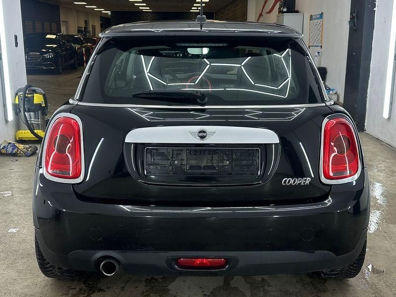 Second-hand Mini Cooper 136 CP (100 kW) 2014 Negru Hatchback