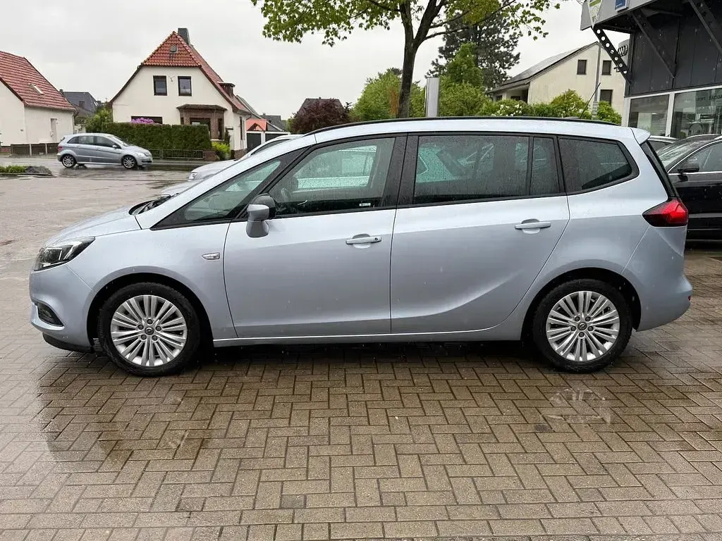 Gebraucht Opel Zafira 120 PS (88 kW) 2018 Silber Van / Kleinbus