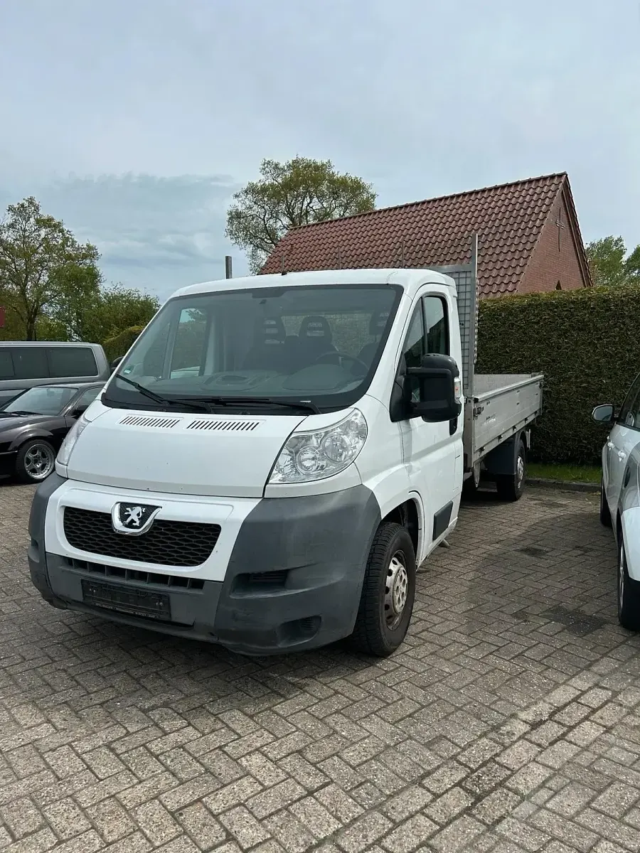Gebraucht Peugeot Boxer 120 PS (88 kW) 2009 Weiß Van