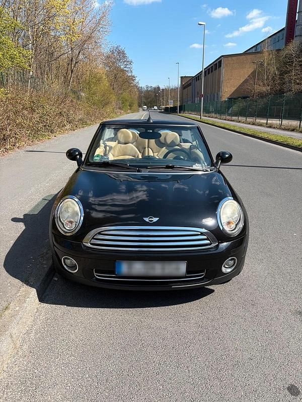 Second-hand Mini Cooper Cabriolet 120 CP (88 kW) 2009 Negru Cabrio
