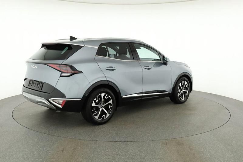 Gebraucht Kia Sportage Spirit 2022 Lunar silver metallic SUV