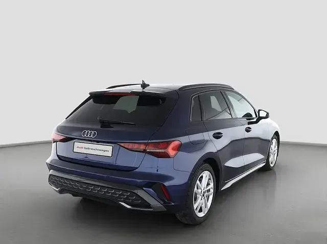 Gebraucht Audi A3 Ambiente 116 PS (85 kW) 2026 Navarrablau metallic