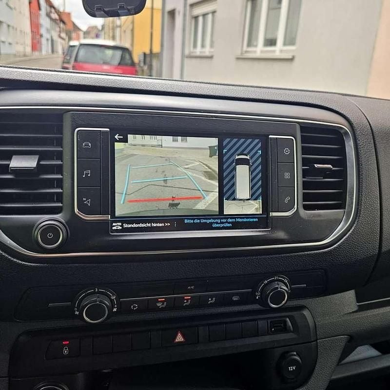 Gebraucht Peugeot Expert 177 PS (130 kW) 2018 Grau Van