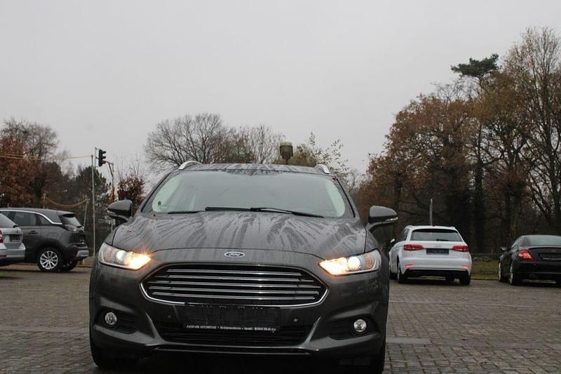 Grau Gebraucht 2017 Ford Mondeo Business Edition Limousine | 6.950 € (Guter Preis) - Bild 1/4