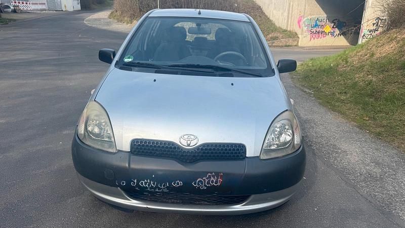 Gebraucht Toyota Yaris 67 PS (49 kW) 2002 Kleinwagen