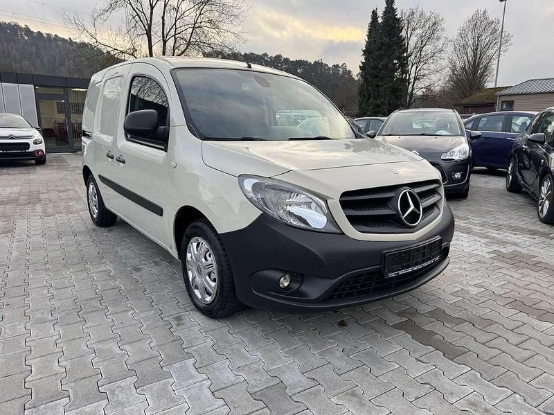 Gebraucht Mercedes Citan 109 90 PS (66 kW) 2016 Kieselgrau Van / Kleinbus