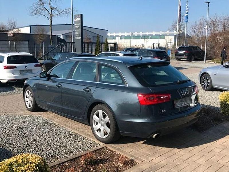 Gebraucht Audi A6 Ambiente 180 PS (132 kW) 2014 Blau Kombi