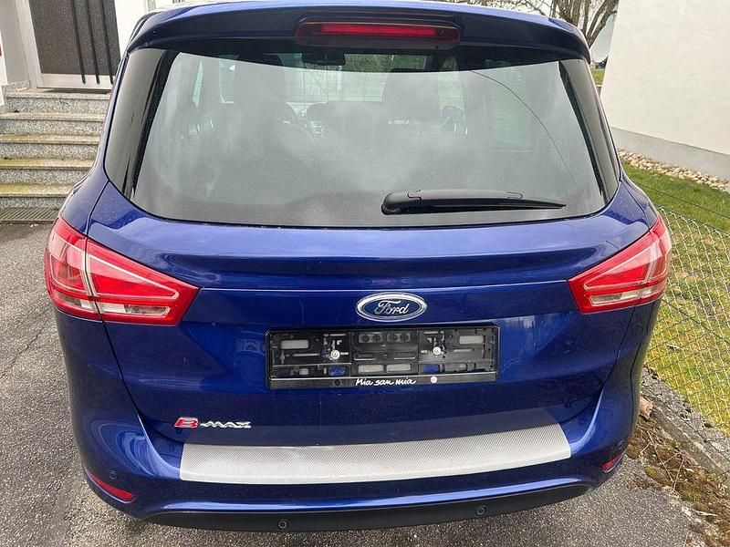 Gebraucht Ford B-MAX Titanium 125 PS (91 kW) 2014 Blau Van / Kleinbus