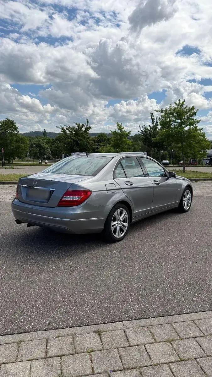 Gebraucht Mercedes C180 Avantgarde 156 PS (114 kW) 2012 Grau Limousine
