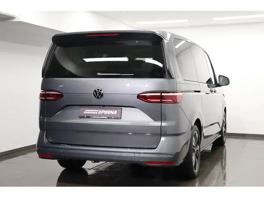 Neu VW Multivan Goal 150 PS (110 kW) 2026 Grau Van / Kleinbus