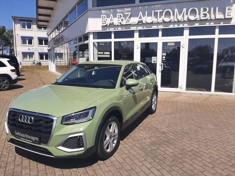 Grün Gebraucht 2022 Audi Q2 Advanced SUV | 26.990 € (Fairer Preis) - Bild 1/2