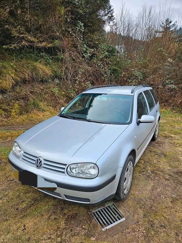Gebraucht VW Golf IV 115 PS (84 kW) 2003 Silber Kombi