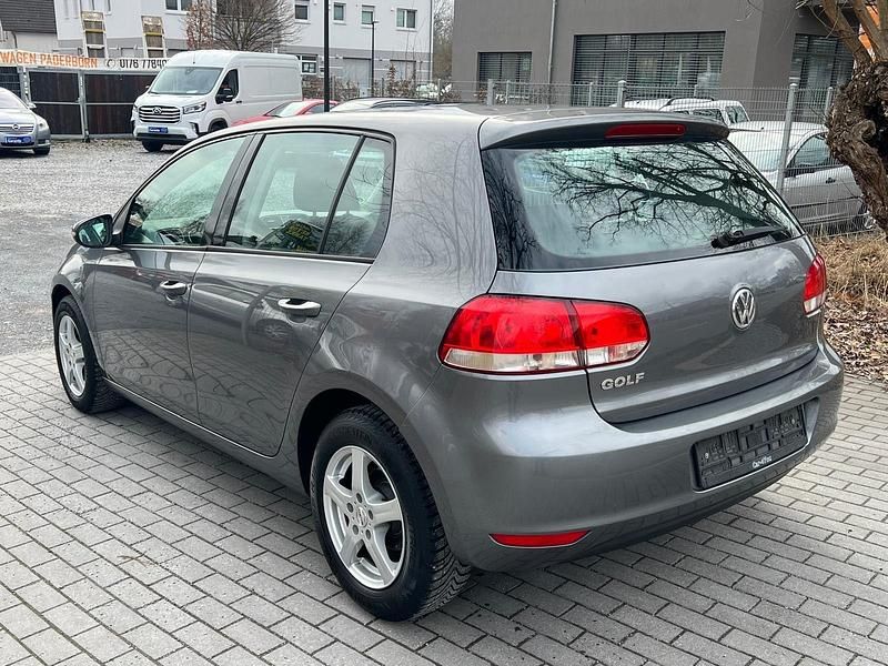 Gebraucht VW Golf Trendline 80 PS (58 kW) 2009 Grau Limousine