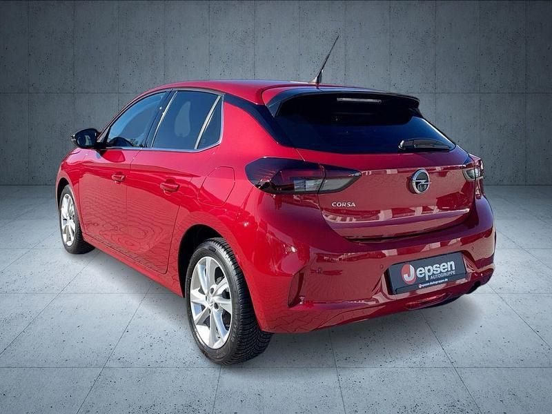 Gebraucht Opel Corsa Elegance 101 PS (74 kW) 2022 Rot Kleinwagen
