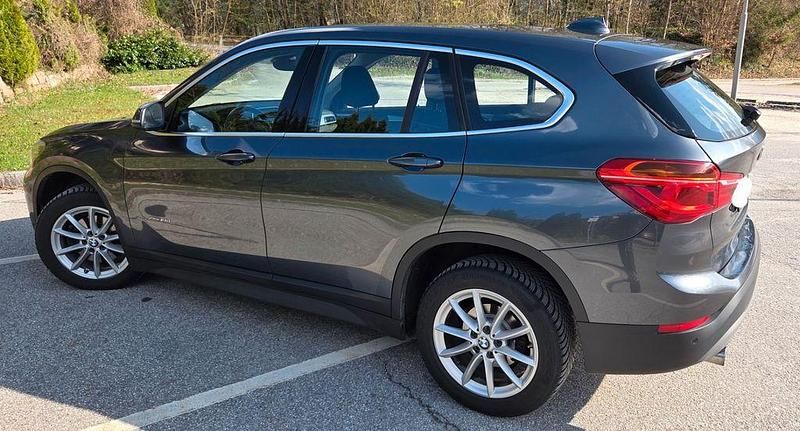 Gebraucht BMW X1 Advantage 150 PS (110 kW) 2016 Grau SUV