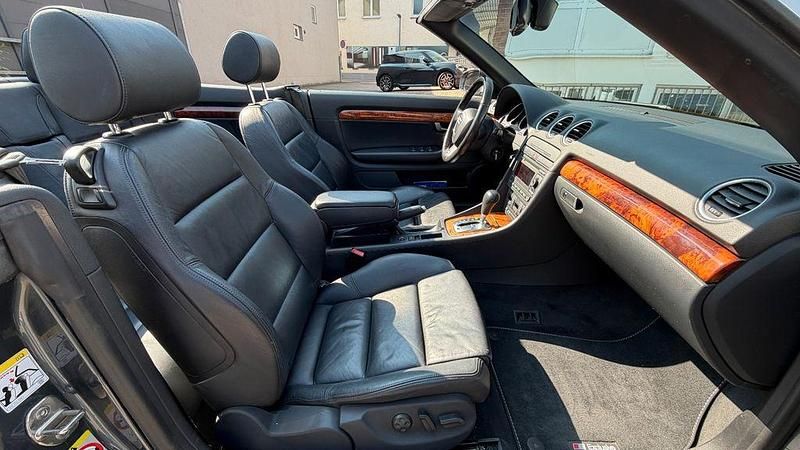 Gebraucht Audi A4 Cabriolet S-Line 163 PS (119 kW) 2007 Grau Cabrio