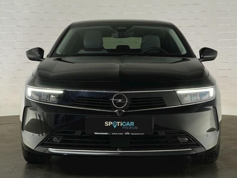 Gebraucht Opel Astra Elegance 179 PS (131 kW) 2022 Karbon schwarz Limousine