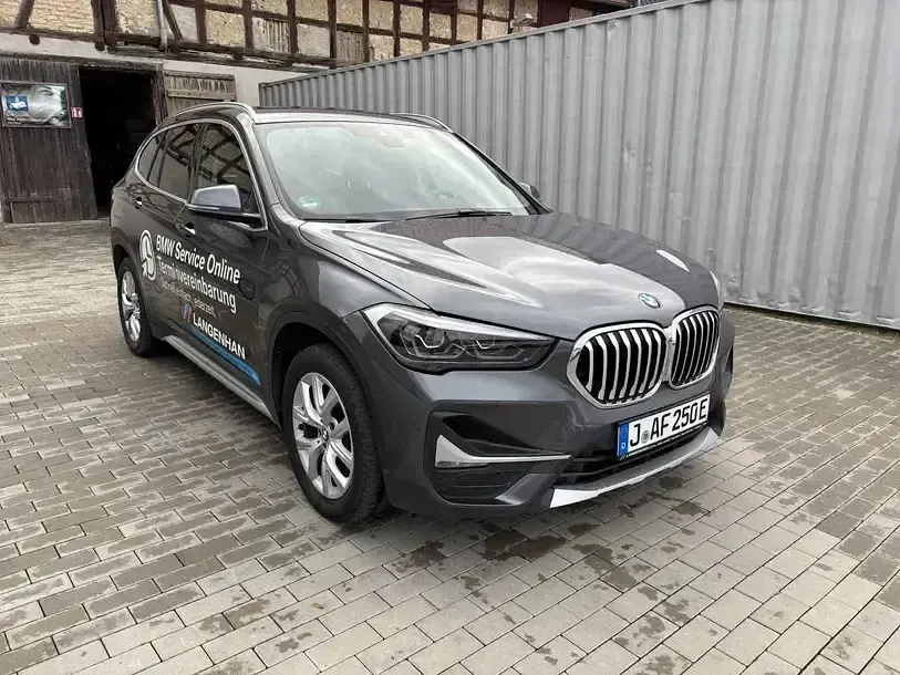 Gebraucht BMW X1 xLine 231 PS (169 kW) 2021 Grau SUV