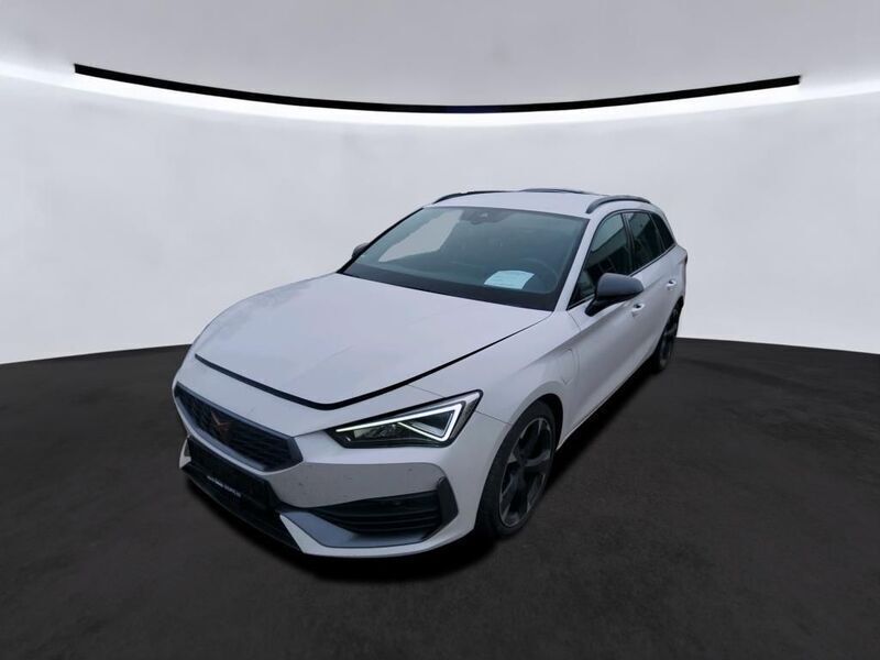 Weiß Gebraucht 2022 Cupra Leon Limousine | 23.499 € (Superpreis) - Bild 1/4