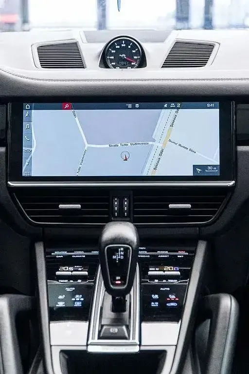 Gebraucht Porsche Cayenne Basis 340 PS (250 kW) 2019 Weiß SUV
