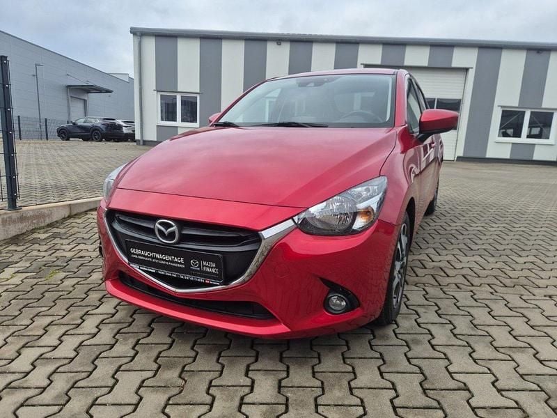 Rubinrot metallic Gebraucht 2017 Mazda 2 Nakama Kleinwagen | 10.690 € (Guter Preis) - Bild 1/4