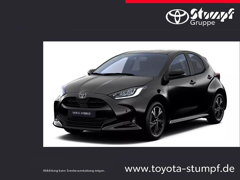 Grau Neu 2025 Toyota Yaris Hybrid Comfort Limousine | 28.790 € - Bild 1/2