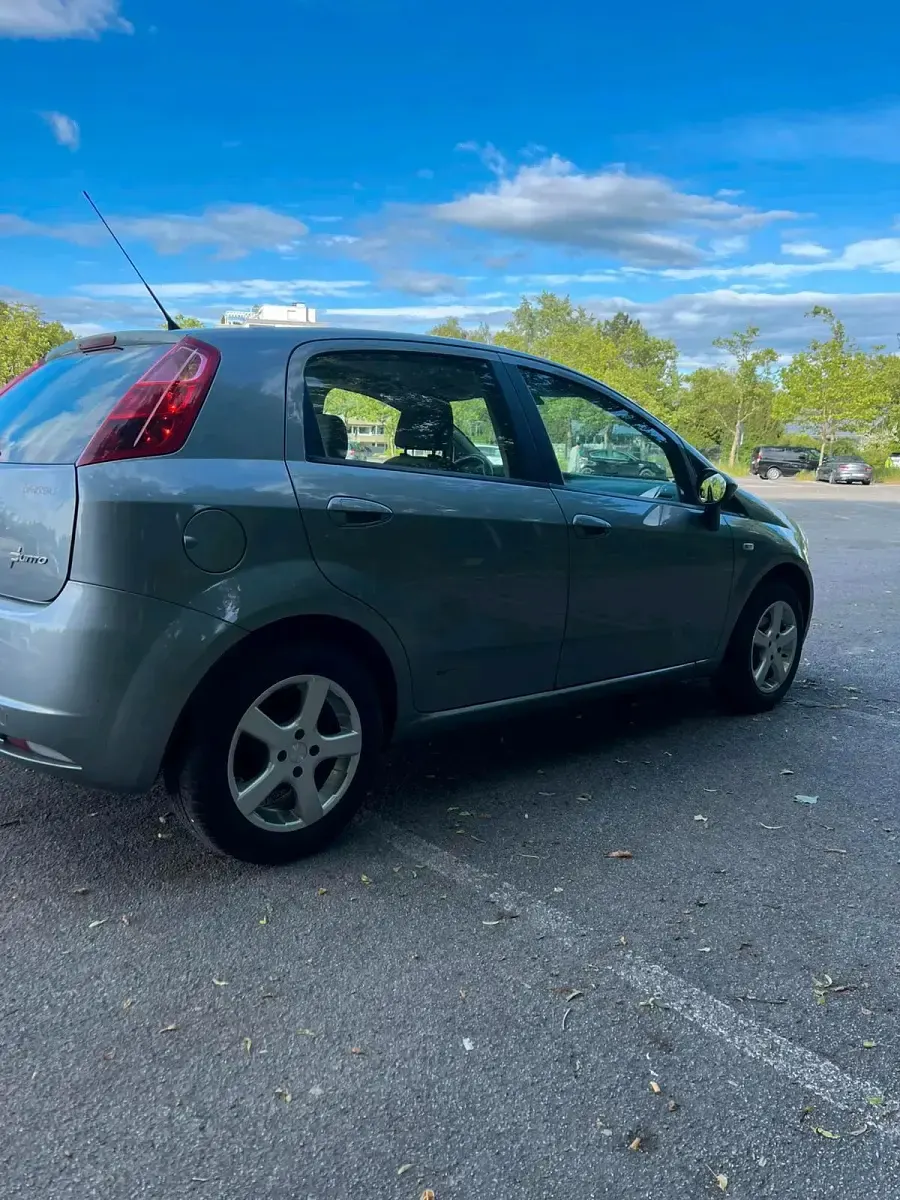 Gebraucht Fiat Punto 75 PS (55 kW) 2006 Grau Kleinwagen