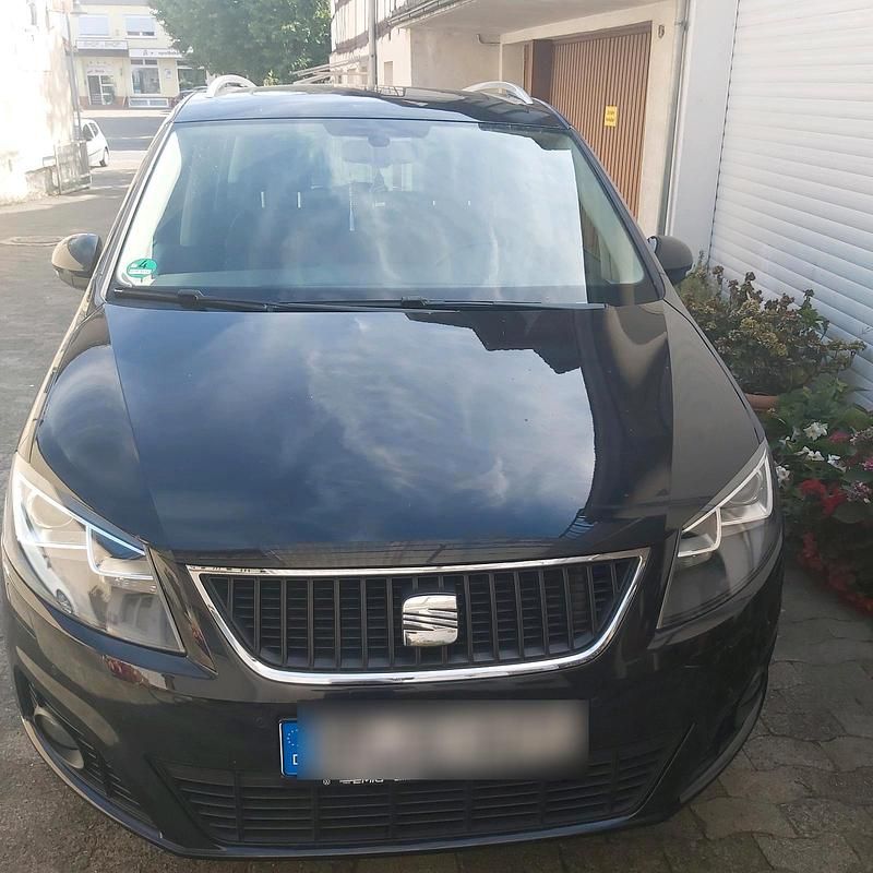 Schwarz Gebraucht 2015 Seat Alhambra Style Van / Kleinbus | 12.750 € (Guter Preis) - Bild 1/4