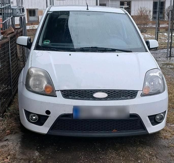 Gebraucht Ford Fiesta 80 PS (58 kW) 2008 Weiß Kleinwagen
