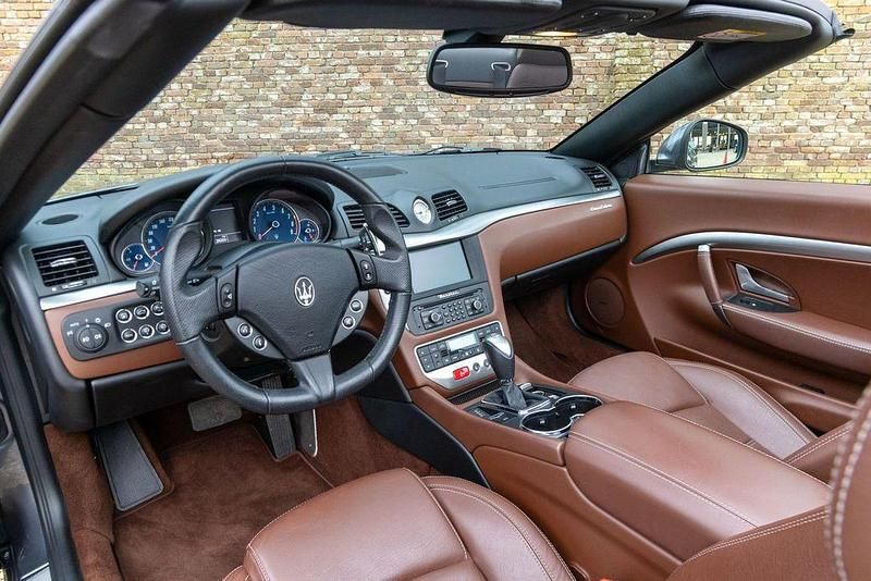 Gebraucht Maserati GranCabrio 2015 Grau Cabrio