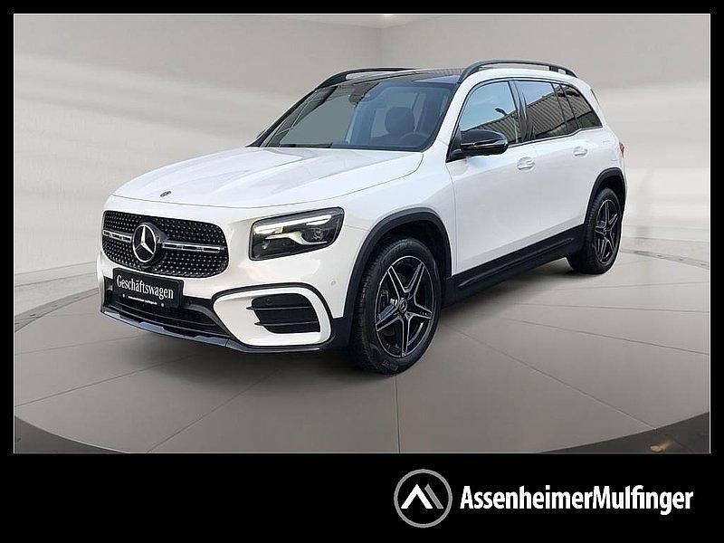 Weiss unilack polarweiss Gebraucht 2024 Mercedes GLB200 SUV | 44.780 € (Etwas zu teuer) - Bild 1/4