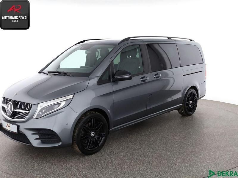 Grau Gebraucht 2021 Mercedes V300 AMG Van / Kleinbus | 56.880 € (Guter Preis) - Bild 1/4