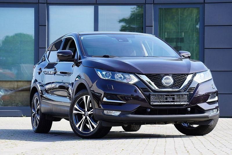Violett Gebraucht 2018 Nissan Qashqai N-Connecta SUV | 15.900 € (Etwas zu teuer) - Bild 1/4