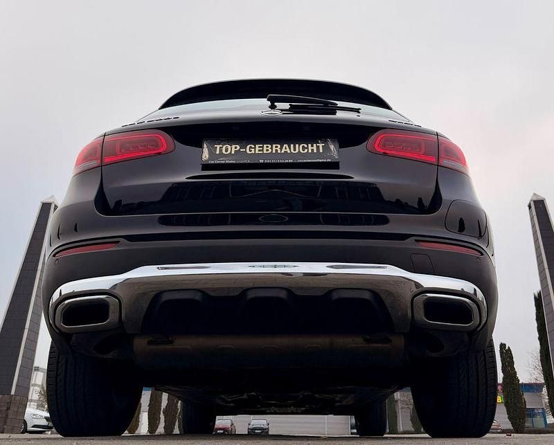 Gebraucht Mercedes GLC300 211 PS (155 kW) 2020 Schwarz SUV