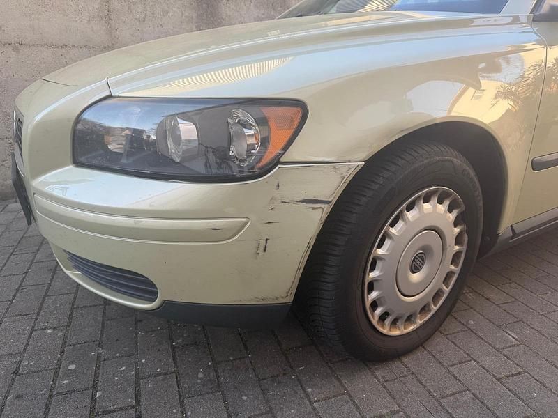 Gebraucht Volvo S40 125 PS (91 kW) 2005 Grau Limousine