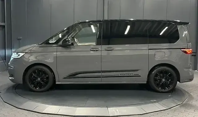 Używany VW Multivan Edition 204 KM (150 kW) 2023 Czarny Minivan