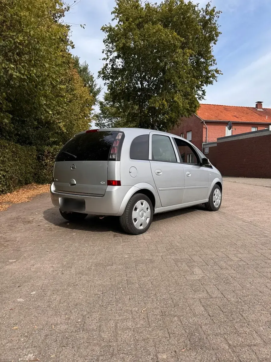 Gebraucht Opel Meriva 90 PS (66 kW) 2007 Silber Van / Kleinbus