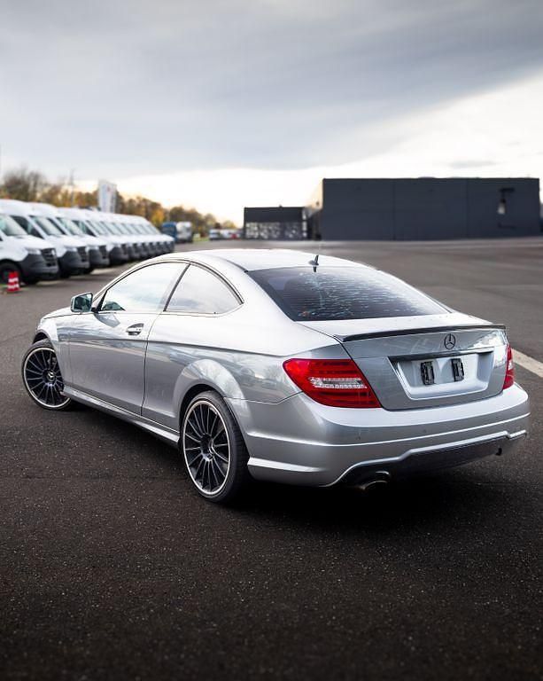 Gebraucht Mercedes C200 AMG 184 PS (135 kW) 2012 Grau Coupé